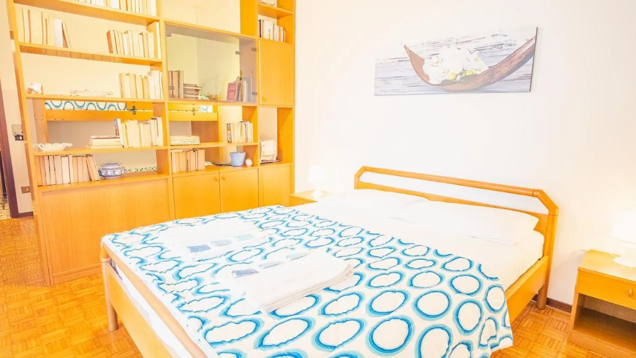 Appartamento A Casa Di Andrea - Italian Homing Desenzano del Garda Italia