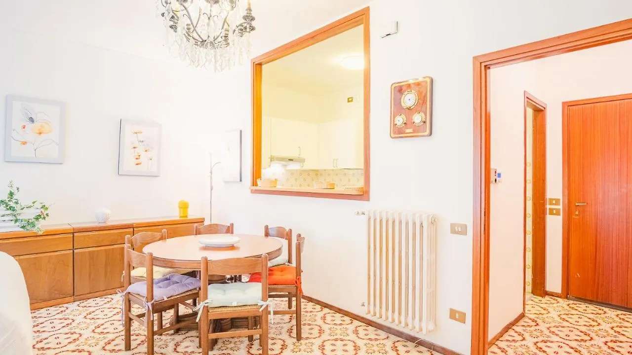 Appartamento A Casa Di Andrea - Italian Homing Desenzano del Garda 0*,